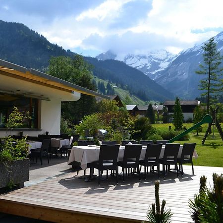 Bluemlisalp Hotel Kandersteg Exterior foto