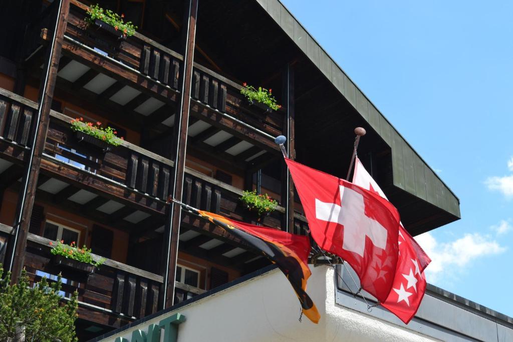 Bluemlisalp Hotel Kandersteg Exterior foto